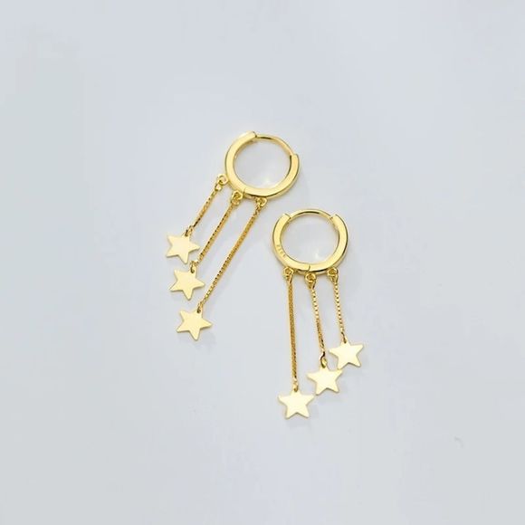 Free People Jewelry - 💛 GOLD 💛dangling earrings with stars